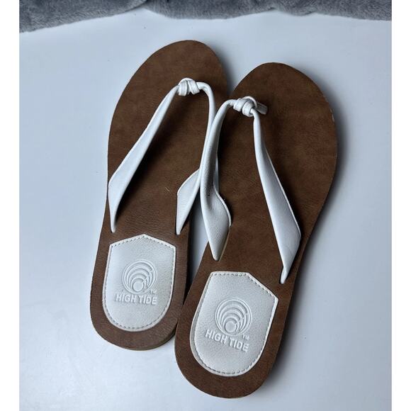 High Tide Sandals Flip Flops White Strappy Leather Thong Slide In Casual Size 9 - Picture 2 of 14